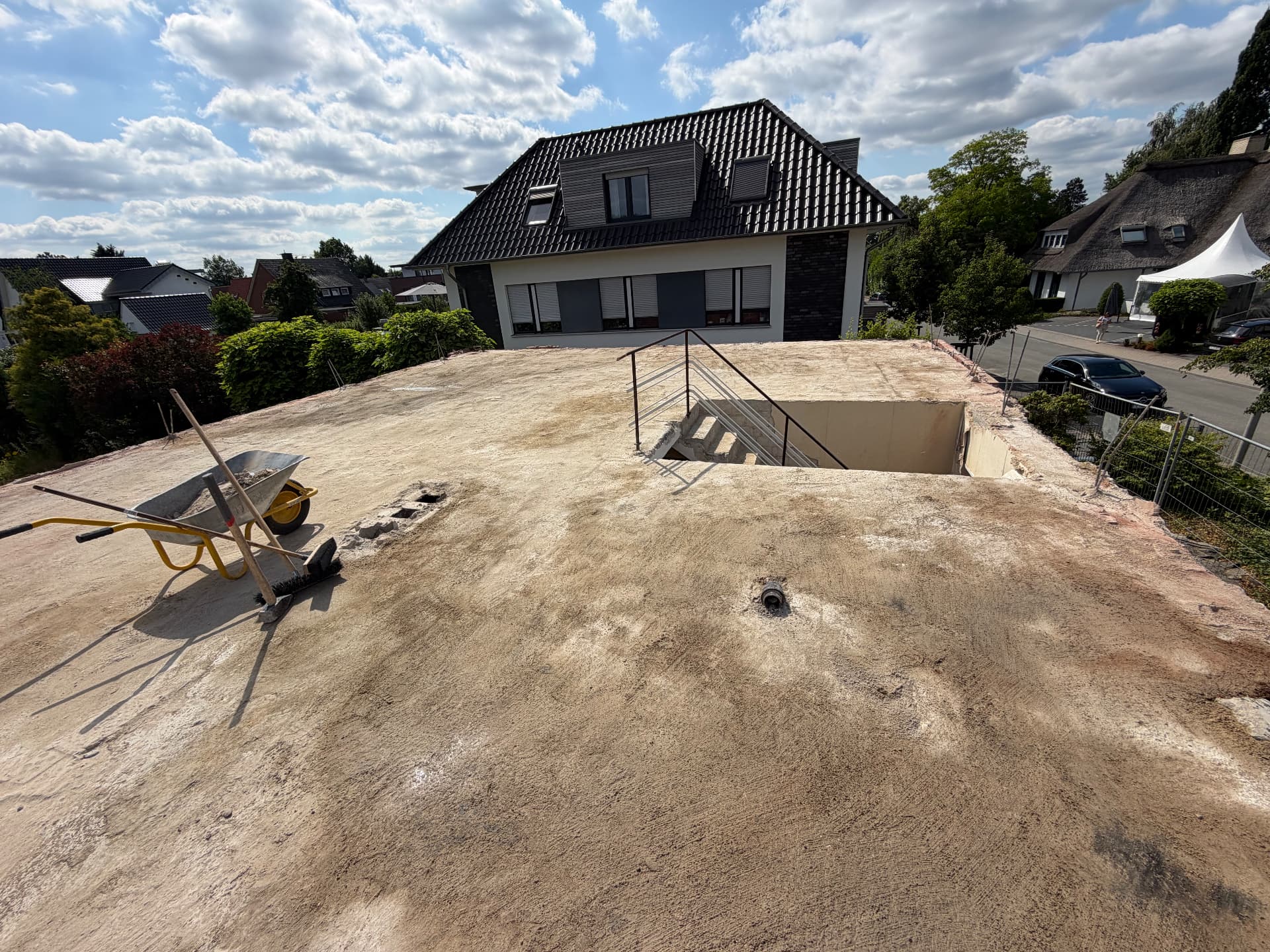 Rückbau Flachdach – Baustelle besenrein